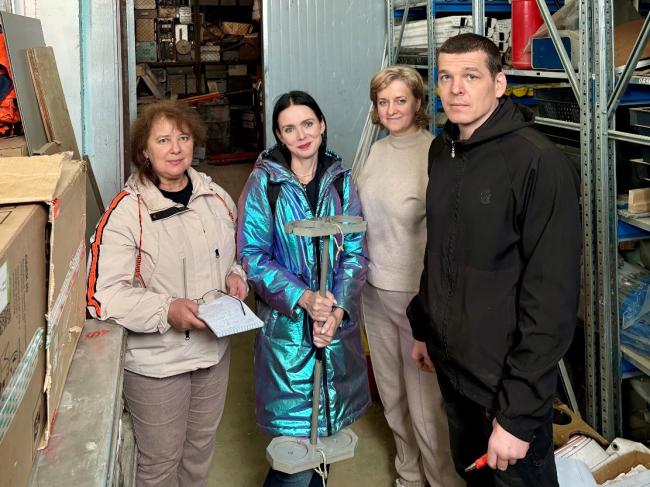 Слева направо: к.г.-м.н. Вологина Е.Г. (ИЗК СО РАН), к.г.-м.н. Колесник О.Н., к.г.-м.н. Янченко Е.А. и к.г.-м.н. Колесник А.Н.